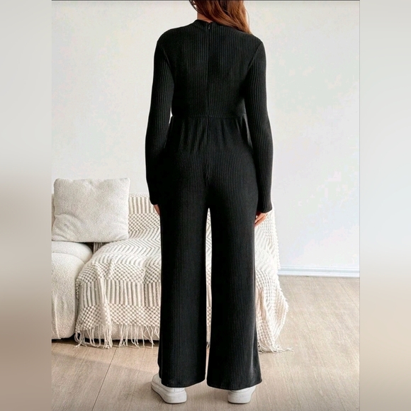 Black Maternity Ribbed Jumpsuit - Picture 2 of 6